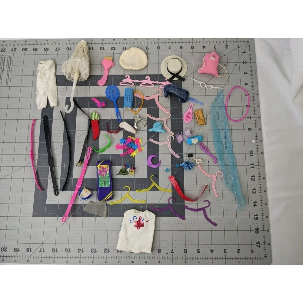 Fashion Doll Accessories Lot Vintage Hats‎ Hangers Belts Parasol Hair